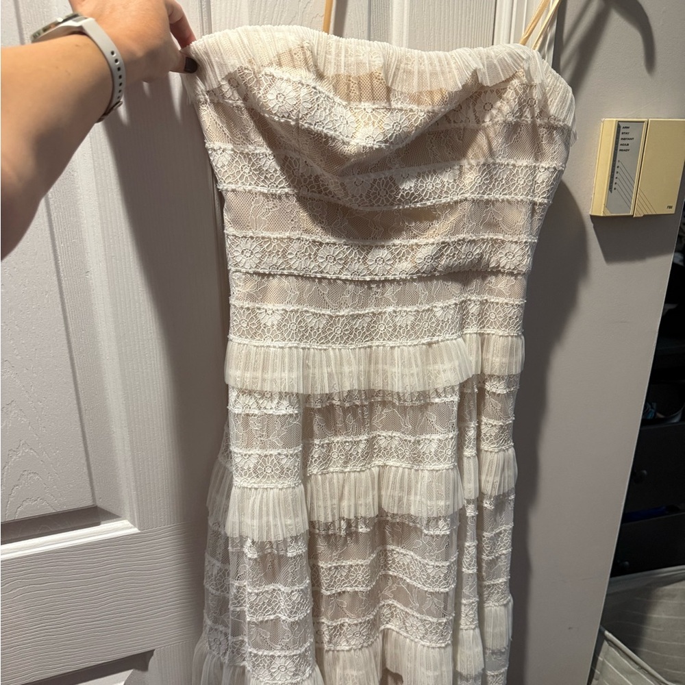 BCBGMaxAzria Strapless Cream Lace Dress